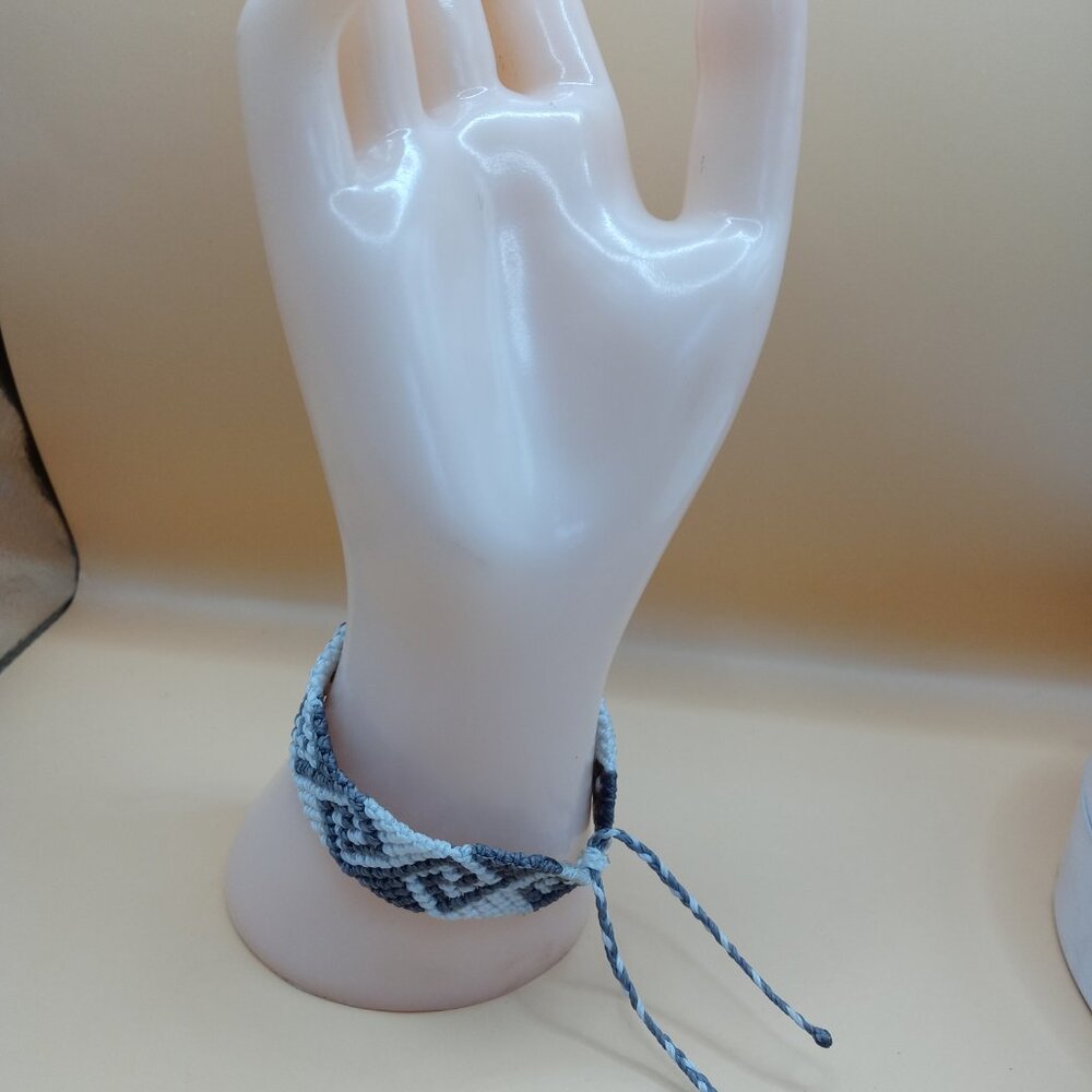 Multicolor Handwoven Macrame Thread Bracelet Desi… - image 2